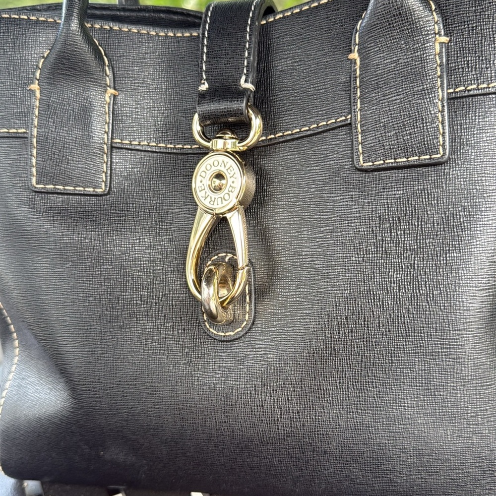 Dooney & Bourke Black Purse Bag - Picture 2 of 12